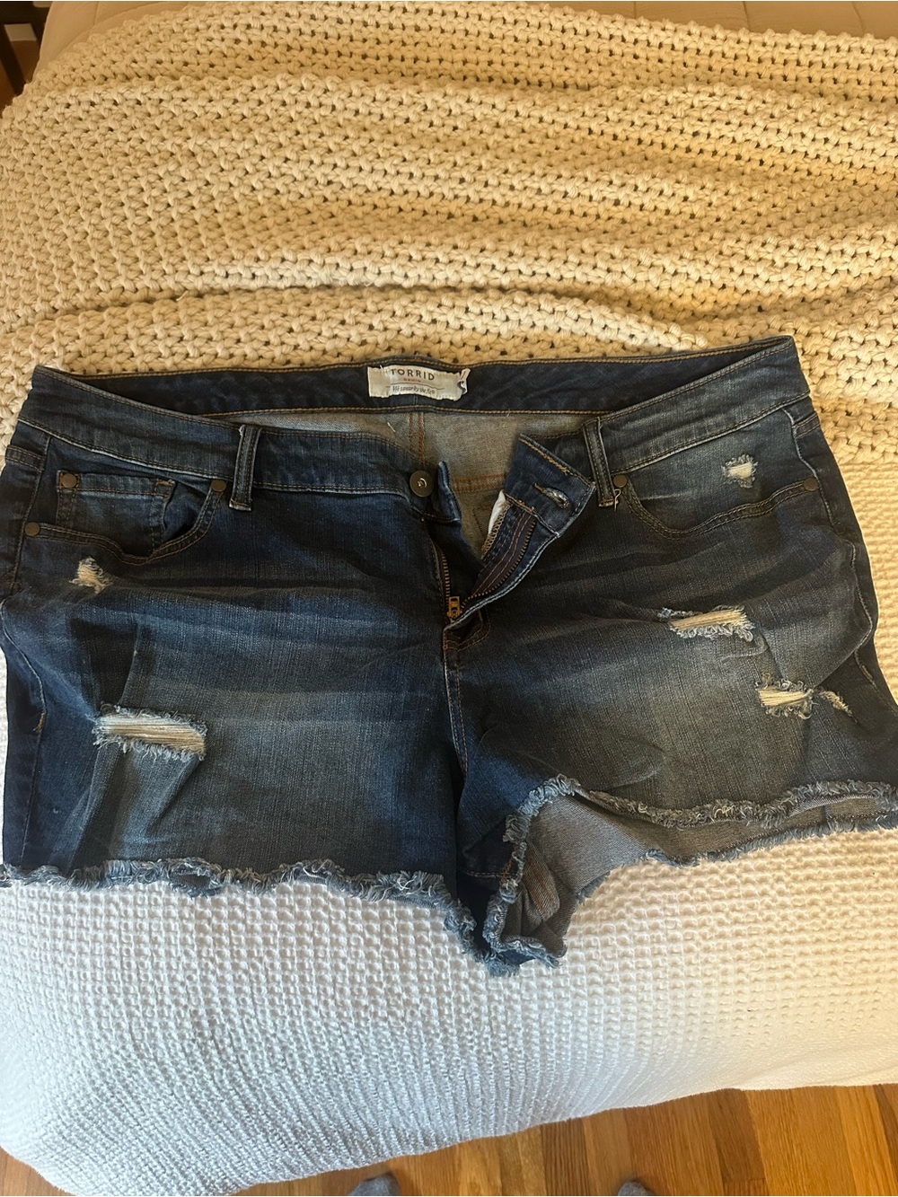 torrid dark indigo distressed jean shorts